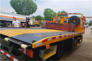 蓝田附近拖车电话号码服务